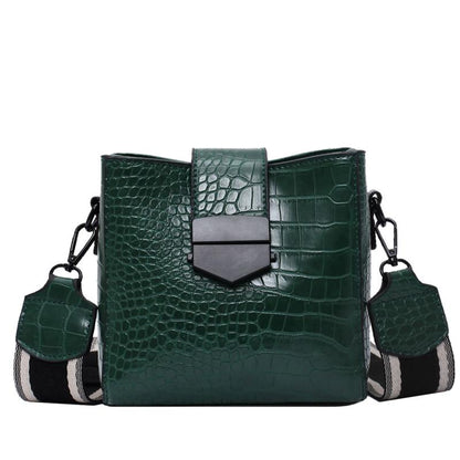 High Quality Fashion Small Messenger Bag For Young Women