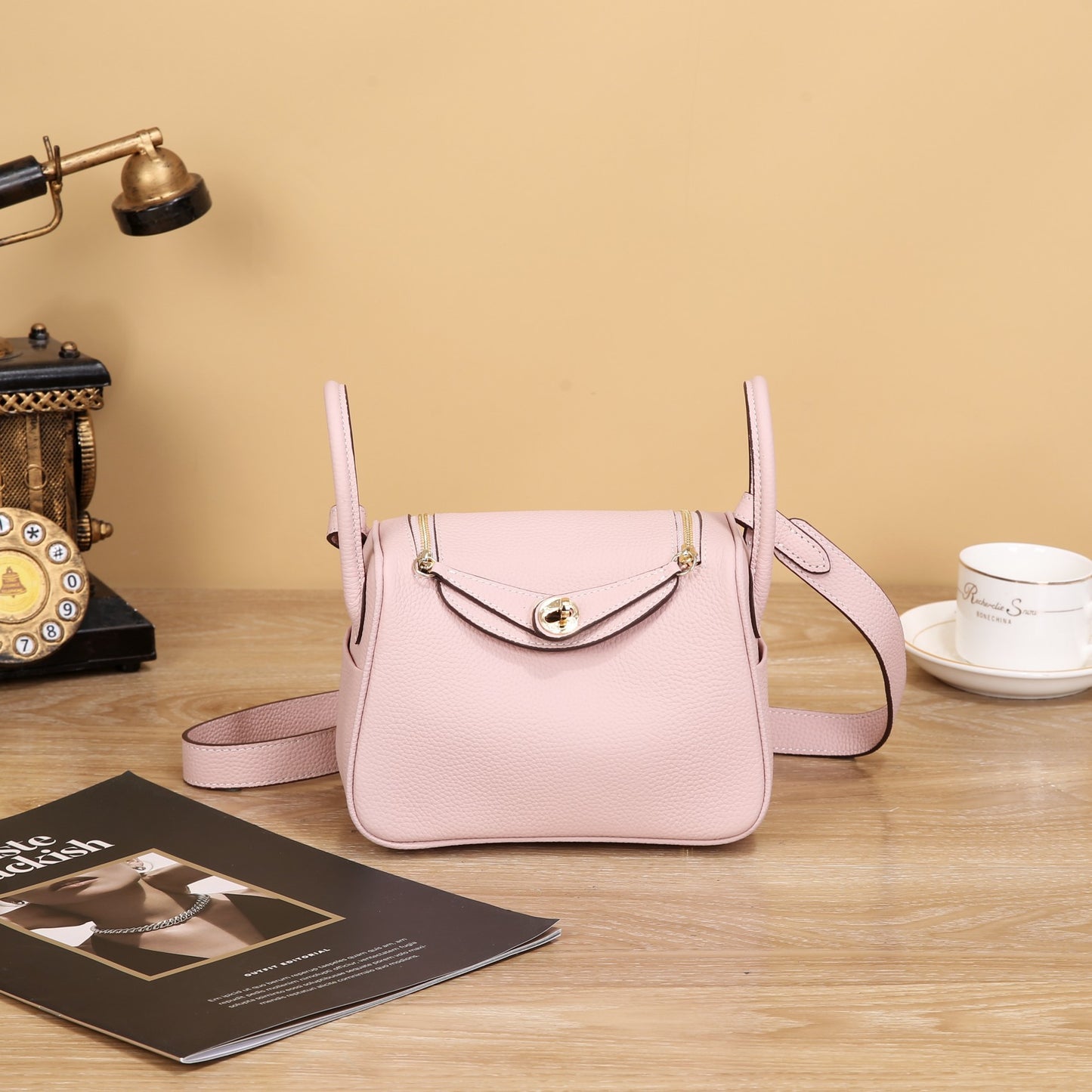 Lindi Bag Women's Genuine Leather Doctor Bag Mini Popular Niche Texturized TOGO Top Layer Cowhide Women's Bag Shoulder Crossbody Bag