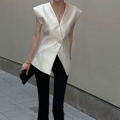 European-Style Fashionable Suit Vest for Women, Thin Summer 2026 New Model, Sleeveless Deep V Top with a High-End Feel