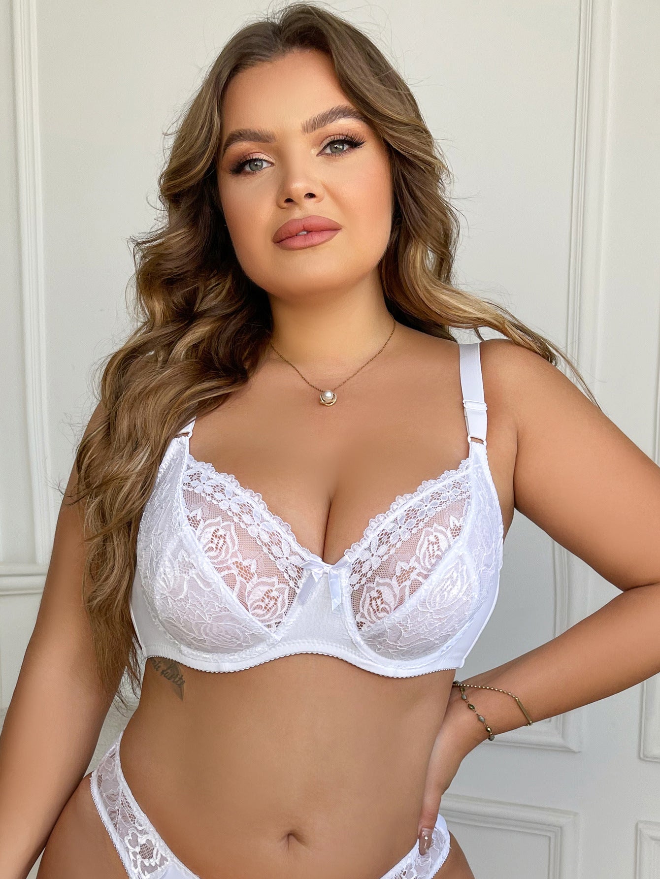 A cross-border new European and American ultra-thin double-breasted steel ring lace underwear adjustable plus size bra bra bra