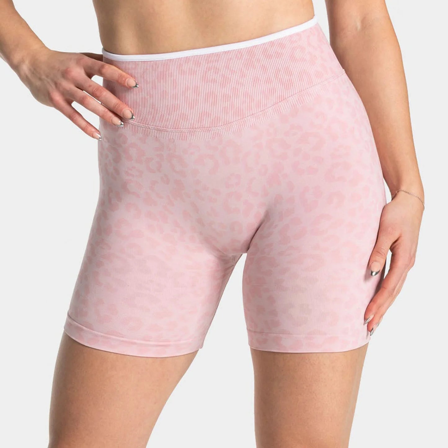 Women Seamless Shorts Yoga Shorts Buttock Lift Gym Leggings Women High Waist Sports Shorts Women Running Workout Shorts Female