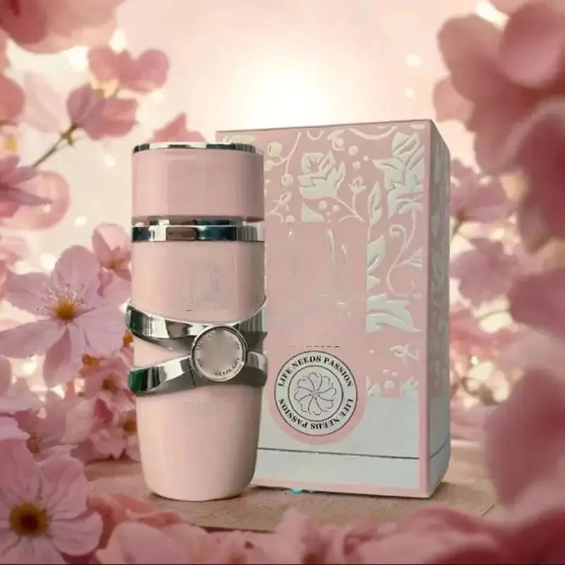 YARA Yala perfume is a gentle and sweet oriental flower and fruit flavor. Vanilla, musk, and amber finish, sweet and elegant, with a gentle and seductive Middle Eastern style. The pink bottle design is exquisite and romantic