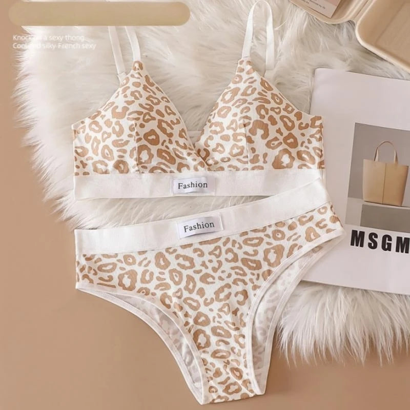 Women Push-Up Bra And Panties Set V-neck Non-wire Bra Low Waist Briefs Female Sexy Lingerie Cotton Leopard Print Underwear Set