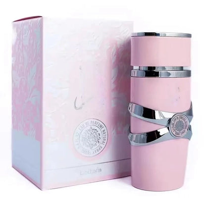 YARA Yala perfume is a gentle and sweet oriental flower and fruit flavor. Vanilla, musk, and amber finish, sweet and elegant, with a gentle and seductive Middle Eastern style. The pink bottle design is exquisite and romantic